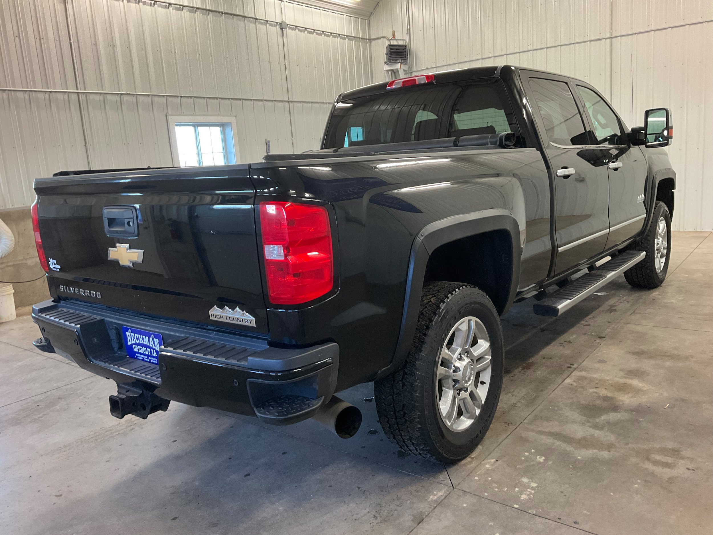 Used 2015 Chevrolet Silverado 2500 High Country w/ Duramax Plus Package AWD/4WD image 5