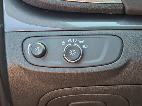 Certified 2022 Buick Encore Preferred w/ Safety Package AWD/4WD image 16