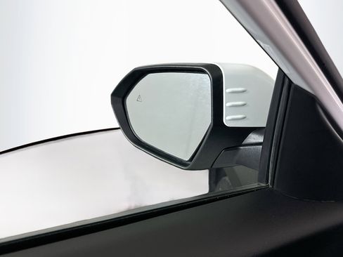 Used 2025 Hyundai Kona SEL FWD image 16
