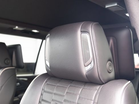 Used 2022 Cadillac Escalade Sport Platinum AWD/4WD image 25