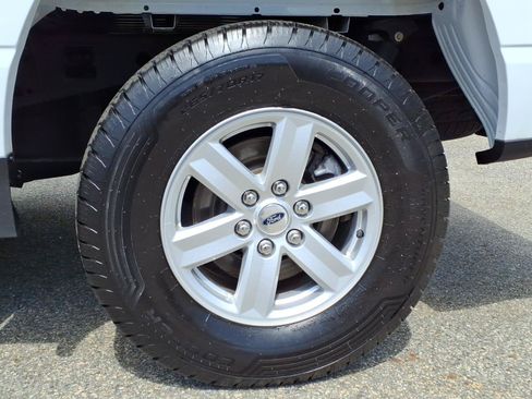 Certified 2023 Ford F150 XL w/ XL Chrome Appearance Package AWD/4WD image 9