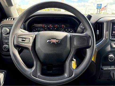 Used 2021 Chevrolet Silverado 1500 Custom Trail Boss w/ Midnight Edition image 12