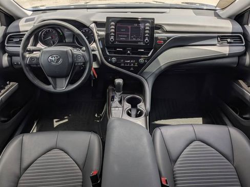 Used 2024 Toyota Camry SE FWD image 17