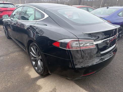 Used 2020 Tesla Model S Long Range Plus image 5