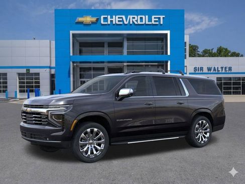New 2026 Chevrolet Suburban Premier image 3