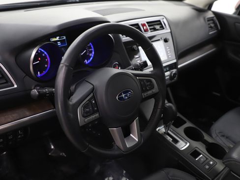 Used 2016 Subaru Outback 3.6R Limited image 19