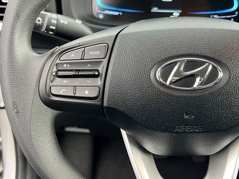 Certified 2026 Hyundai Venue SE image 23