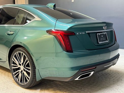 Used 2025 Cadillac CT5 Premium Luxury RWD image 21