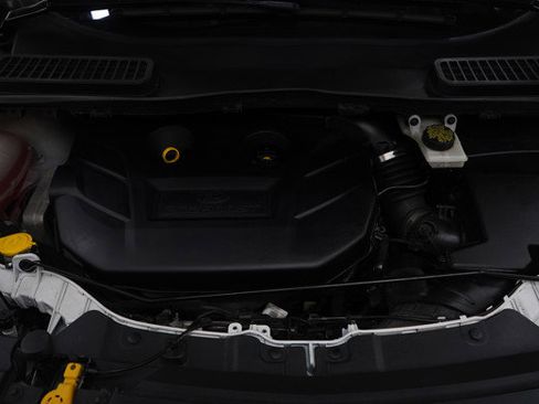 Used 2017 Ford Escape Titanium image 26