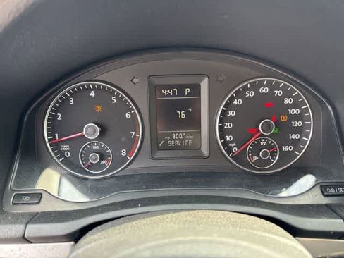 Used 2010 Volkswagen Jetta Limited Edition image 13