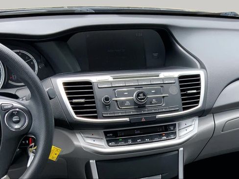 Used 2013 Honda Accord LX image 6