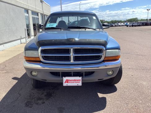 Used 2004 Dodge Dakota SLT AWD/4WD image 2
