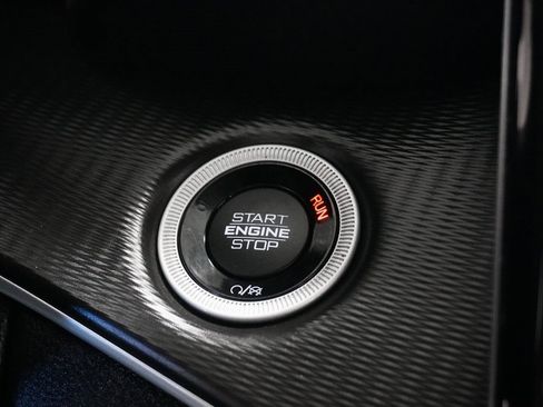 Certified 2024 Jeep Grand Cherokee Laredo image 22