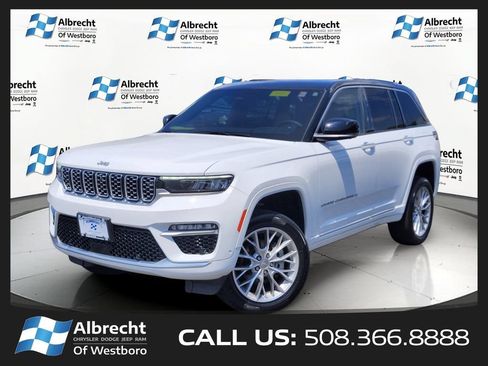 Used 2022 Jeep Grand Cherokee Summit w/ Adv Protech Group IV AWD/4WD image 1