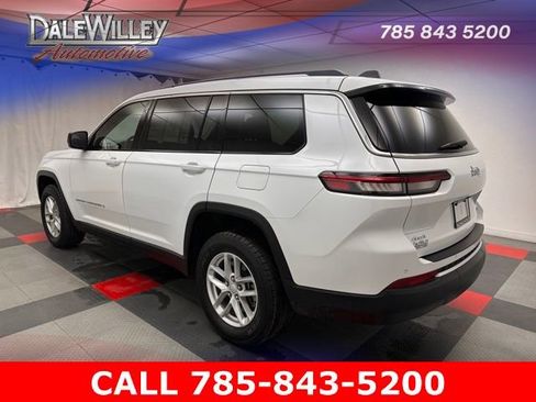 Used 2024 Jeep Grand Cherokee L Laredo image 4