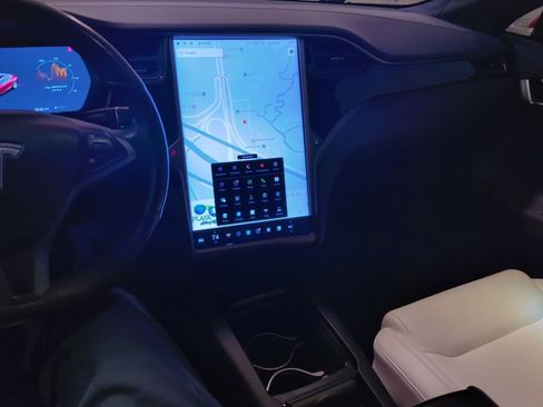 Used 2020 Tesla Model S Long Range image 22