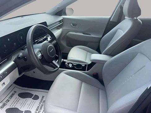 Used 2024 Hyundai Kona Limited image 5