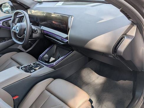 Used 2025 BMW X3 xDrive30i w/ Convenience Package image 23