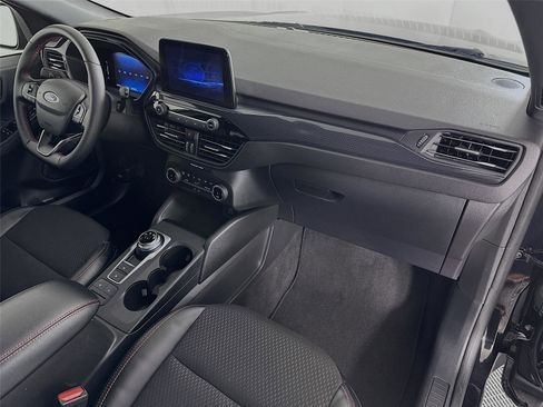 Used 2025 Ford Escape ST-Line image 26