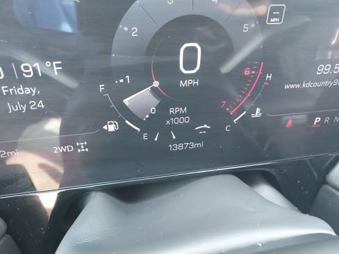 Used 2026 GMC Yukon Elevation AWD/4WD image 19