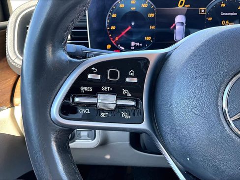 Used 2020 Mercedes-Benz GLE 350 4MATIC image 23