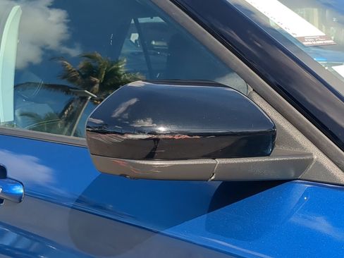 Used 2023 Ford Explorer Limited image 12