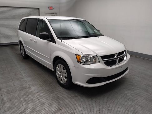 Used 2016 Dodge Grand Caravan SE w/ Quick Order Package 29E SE FWD image 13