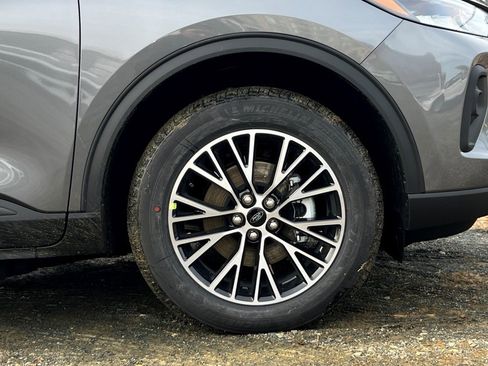 New 2026 Ford Escape SE image 6