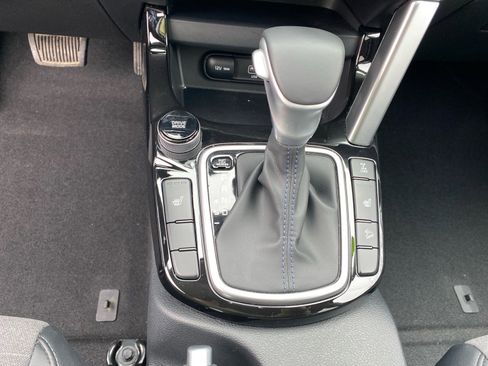 Certified 2023 Kia Seltos S image 13