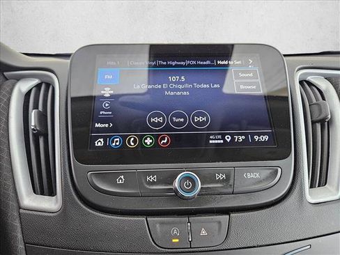 Used 2023 Chevrolet Malibu LT image 11