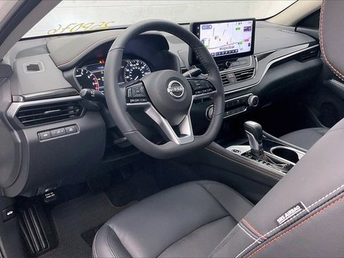 Certified 2024 Nissan Altima 2.5 SR w/ SR Premium Package image 13