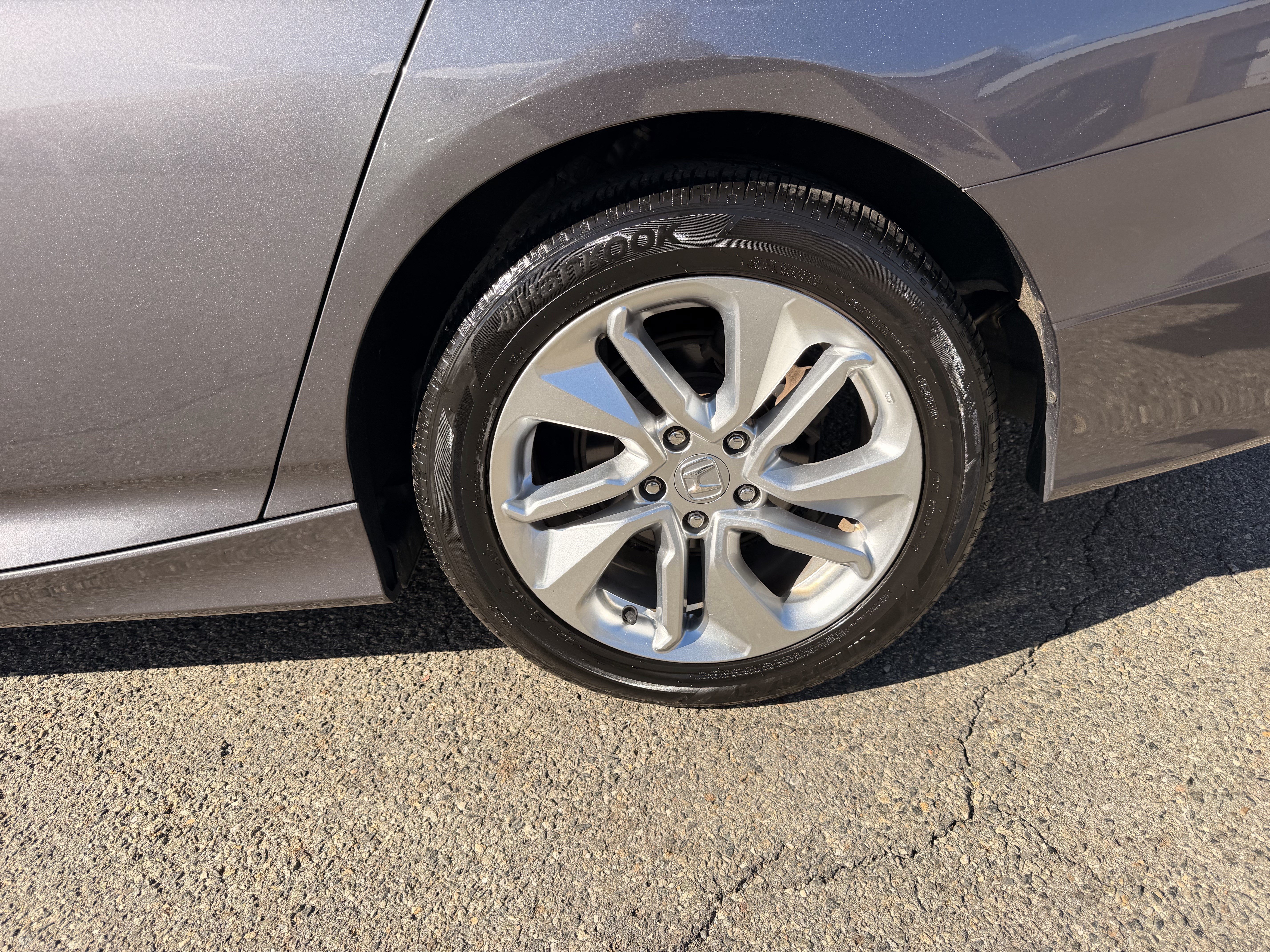 Certified 2018 Honda Accord LX image 10