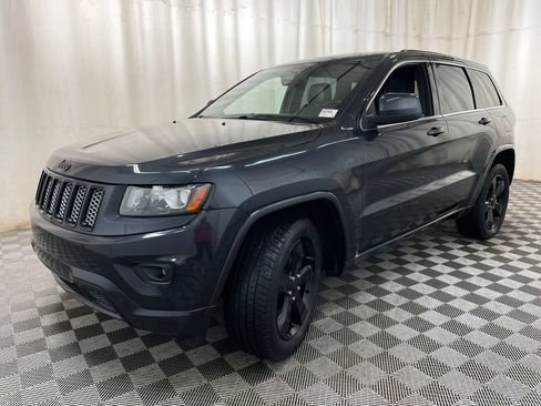 Used 2014 Jeep Grand Cherokee Altitude AWD/4WD image 13