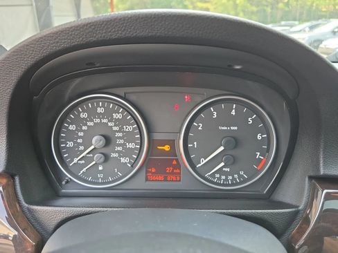Used 2006 BMW 325i Sedan RWD image 23