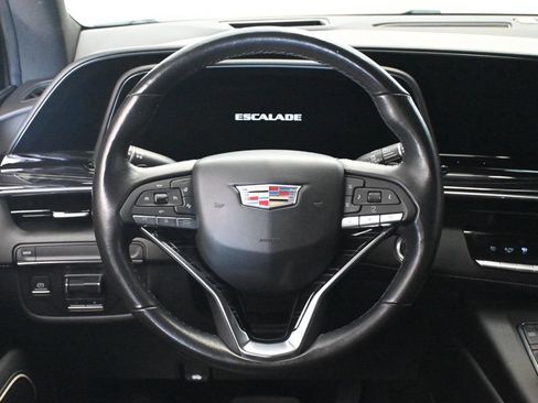 Used 2021 Cadillac Escalade Sport RWD image 13