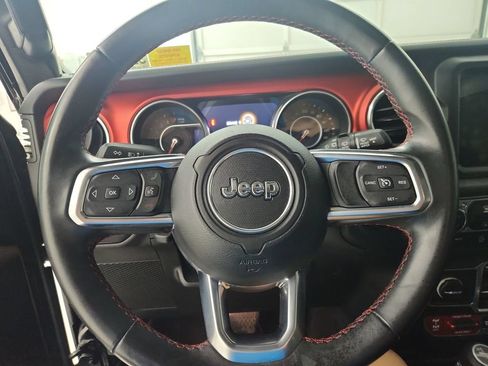 Used 2018 Jeep Wrangler Unlimited Rubicon AWD/4WD image 24