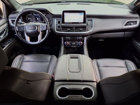 Used 2021 GMC Yukon SLT w/ SLT Luxury Plus Package image 14