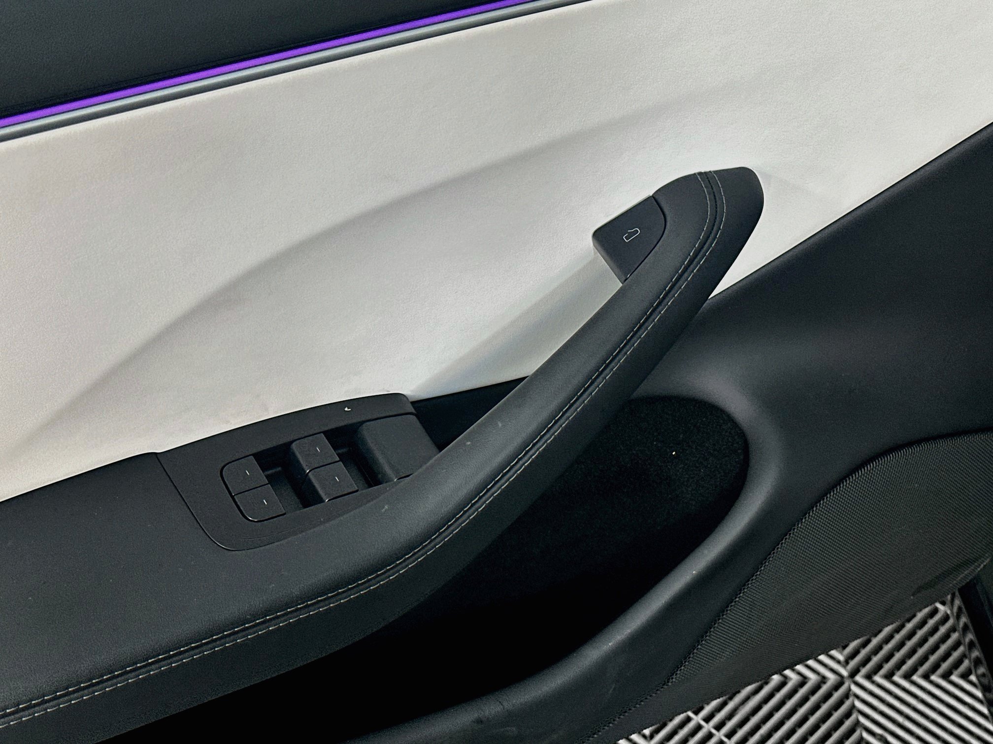 Used 2025 Tesla Model 3 RWD image 15