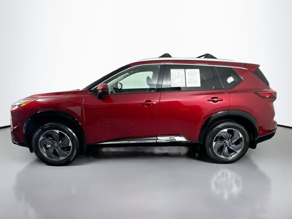 Used 2025 Nissan Rogue Platinum w/ Platinum Premium Package FWD image 8