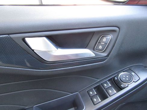 Used 2024 Ford Escape ST-Line w/ Cold Weather Package FWD image 22