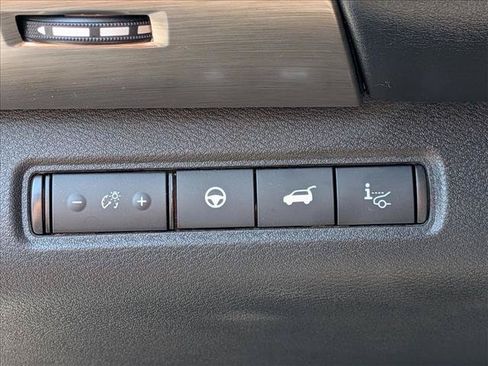 Used 2024 Nissan Pathfinder Platinum w/ Cargo Package FWD image 17