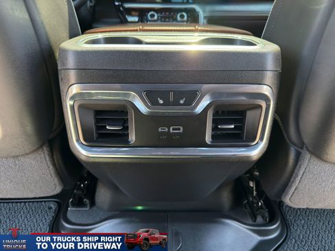 Used 2024 GMC Sierra 3500 Denali Ultimate AWD/4WD image 29