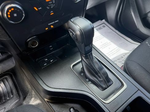 Used 2019 Ford Ranger XL w/ Equipment Group 101A Mid RWD image 18