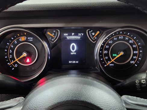 Used 2021 Jeep Wrangler Unlimited Sport image 23