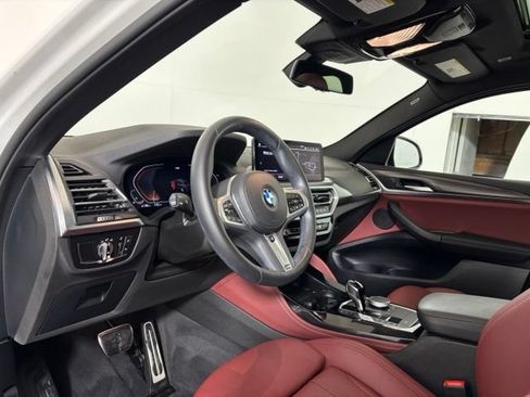 Used 2024 BMW X4 xDrive30i w/ Premium Package AWD/4WD image 9
