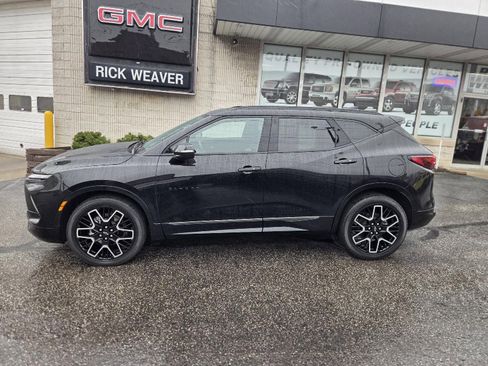 Used 2023 Chevrolet Blazer RS w/ Driver Confidence II Package image 3