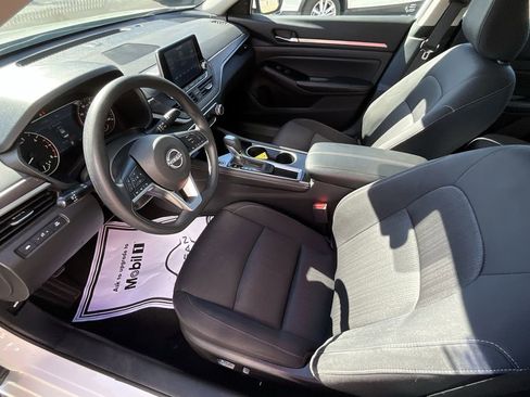 Used 2023 Nissan Altima 2.5 SV image 28