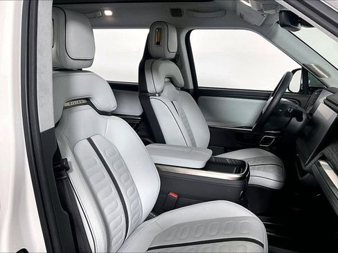 Used 2023 Rivian R1S Adventure AWD/4WD image 7