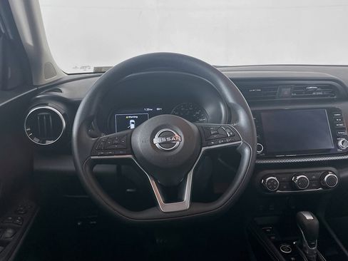 Used 2023 Nissan Kicks SV FWD image 16