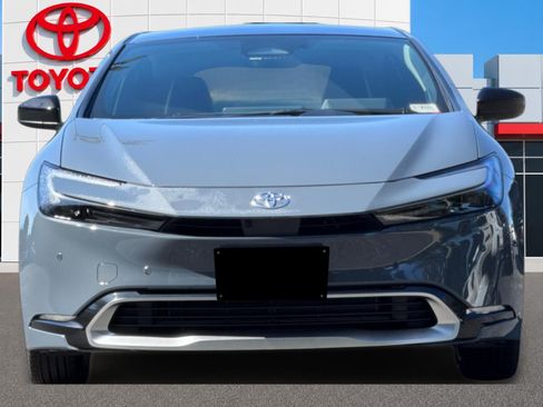 New 2026 Toyota Prius Plug-In Hybrid w/ Limited Premium Package FWD image 8